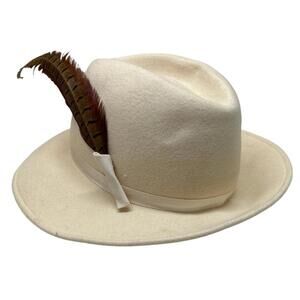 Vintage Juli Kay Chicago Doeskin Felt Brimmed Hat Ivory with Side Feather Ladies